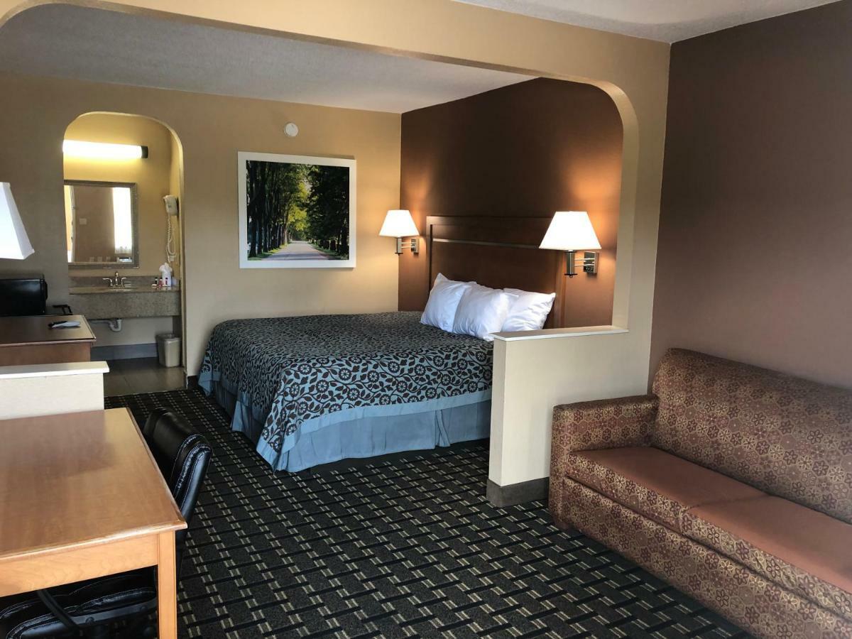 Days Inn By Wyndham Columbus Eksteriør bilde