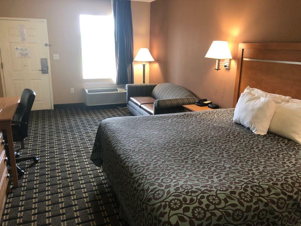 Days Inn By Wyndham Columbus Eksteriør bilde