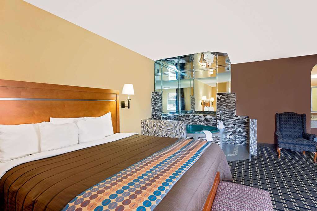 Days Inn By Wyndham Columbus Rom bilde